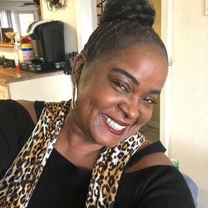 Meet your Posher, Donna